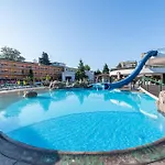 Хотел тракия плаза