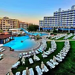 Хотел тракия плаза 4*