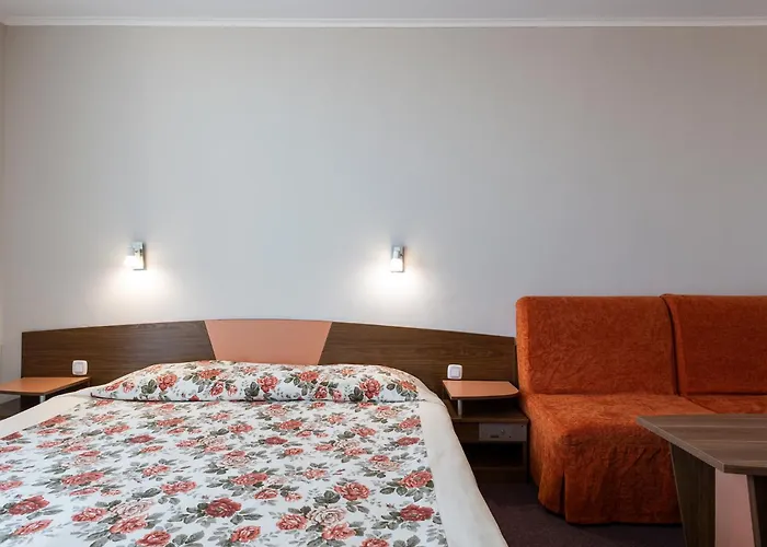 тракия плаза 4*